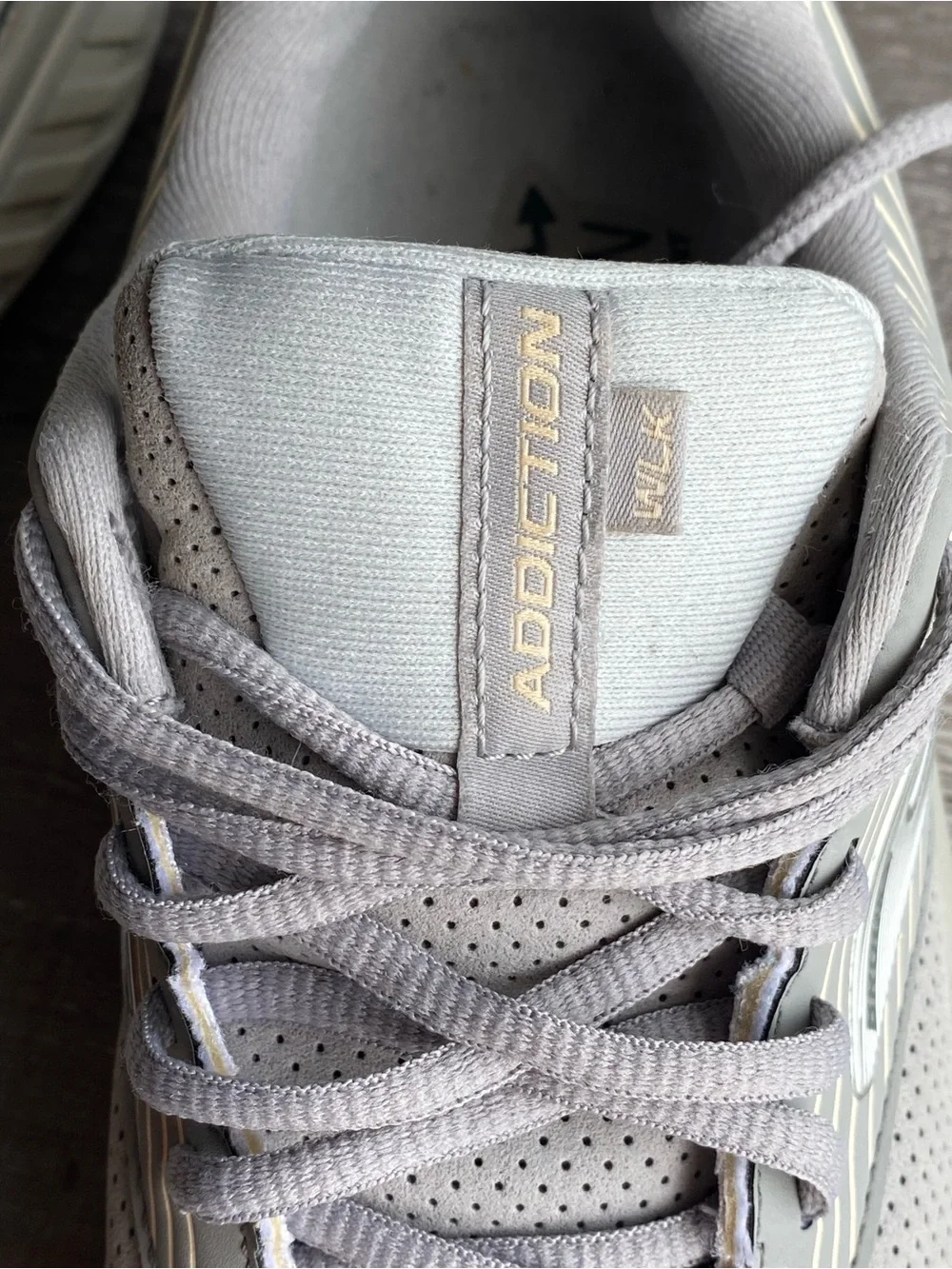 Brooks Addiction Walker WLK Grey Women's Sneakers Size 8.5 B Shoes Slip Resistan